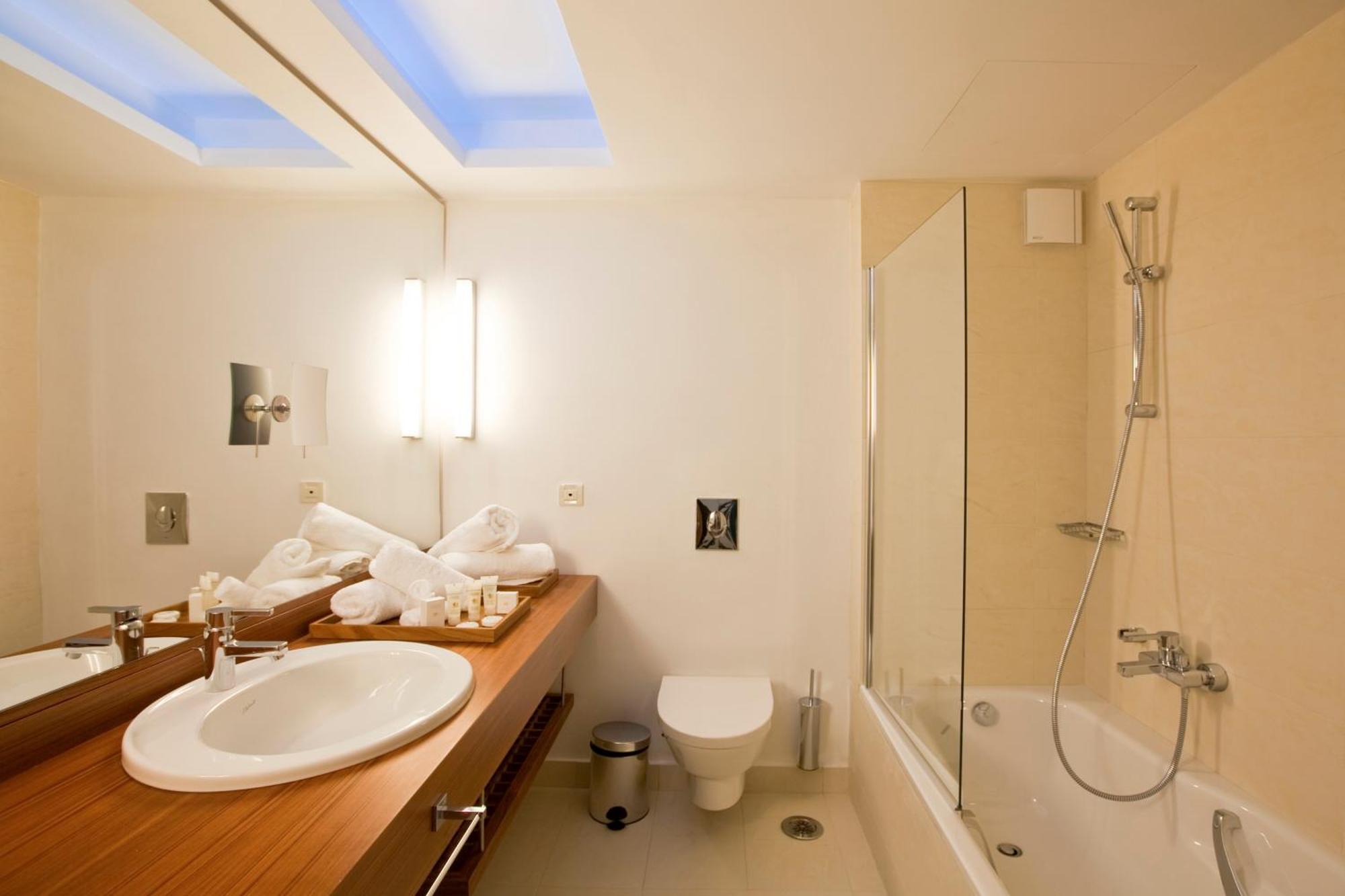 Standard Single Room,1214715145:JPEG
